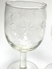 Vintage 1950’s-1960’s Starflower by Javit Set of Two 5 1/4″ Tall Glasses