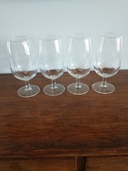 Vintage Wine Glasses Set Of Four Etching On Glass 6 1/2 Tall 2 1/2 Round At Top