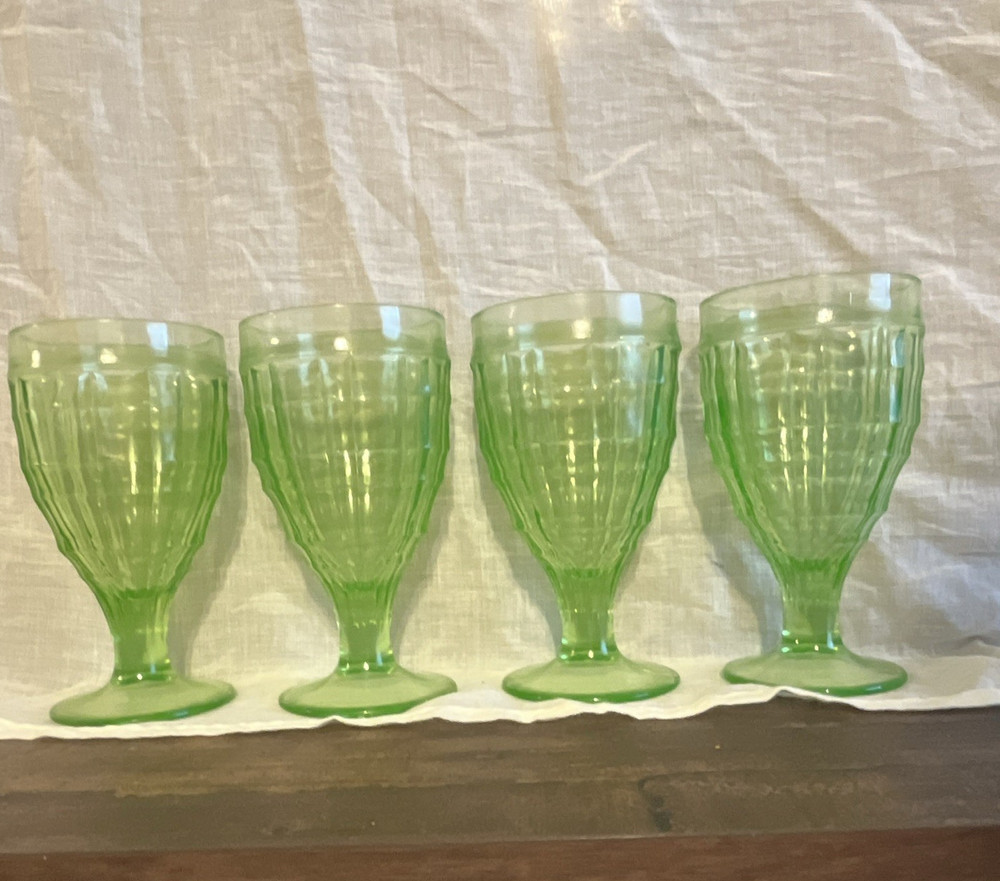 Vintage Green Depression Glass Paneled Optic Stem Goblets – Indiana