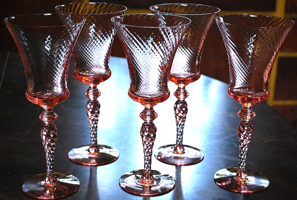 Vtg Set 5 TIFFIN FRANCISCAN Water Goblet Glasses PINK SWIRL OPTIC 8.75″ 15022