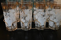 8 VTG Federal WH Painted Fruit goldtrim Glasses Tumblers&Caddy wire Gold handle