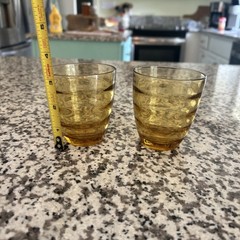 Vintage Hazel Atlas amber glass tumblers with ribbed «Waterfall» pattern.