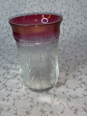 Rare Vintage 1960s mid century red Ruby Flash Pebble Leaf 12 oz Tumbler 5.5”