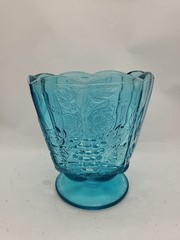 L.E. Smith Mt. Pleasant Blue Pressed Glass Leaf Berry Spooner Vase 5″ No Damage