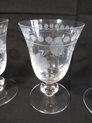 BILTMORE Terrace Collection 4 Piece Etched Crystal Wine Goblet Set 10oz Glasses