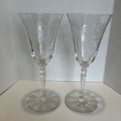 Set Of 2 Floral Etched Romance Water Or Wine Goblets 8 3/8” Elegant Glassware