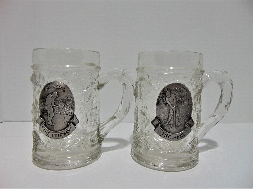 2 Fort Mugs Steins With Pewter Medallions Golf Themed Embossed Harvest Glass (P)