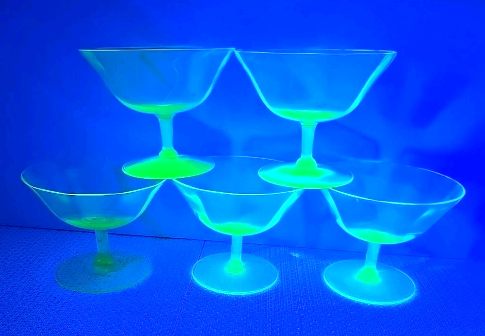 Vintage Set (5) Glowing Uranium Paneled Optic Low Sherbet Depression Era Glasses
