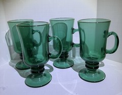 MCM Juniper Libby Coffee Mugs Emerald Green w/ 22 Karat Gilded Rim Pedestal Base