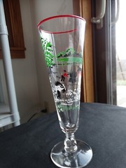 Libbey Glass Red Rimmed 10oz Currier and Ives Multisided Stem Pilsner Glass VGUC