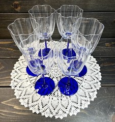 Flower Shaped Wine Glasses Cobalt Blue Stem 8 1/4” Tall Set Of 5 Hand Blown