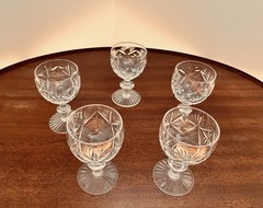 Vintage Crystal Liqueur Cordial Glasses Set Of 5 Mid Century. 4 Inches Tall.