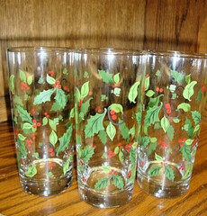 Libbey Glass 3pc CHRISTMAS Holly Berry Tumblers Vintage MCM Festive Barware C30