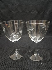Set Of 2 Vintage Etched Crystal Wine/Water Glasses Leaf Design