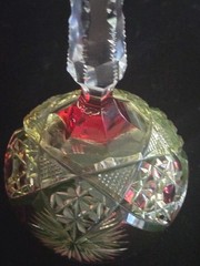 VAL SAINT LAMBERT (VSL) CRANBERRY CUT TO VASELINE URANIUM WINE GLASS