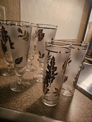 4 Libbey Frosted Glass 22 KT Gold Leaves Decorated Pilsner Glasses And 2 Extra