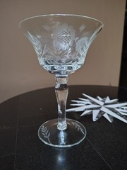 CRYSTAL CLEAR INDUSTRIES CCI50 Etched Sunflower Champagne/Stem Sherbet Glasses