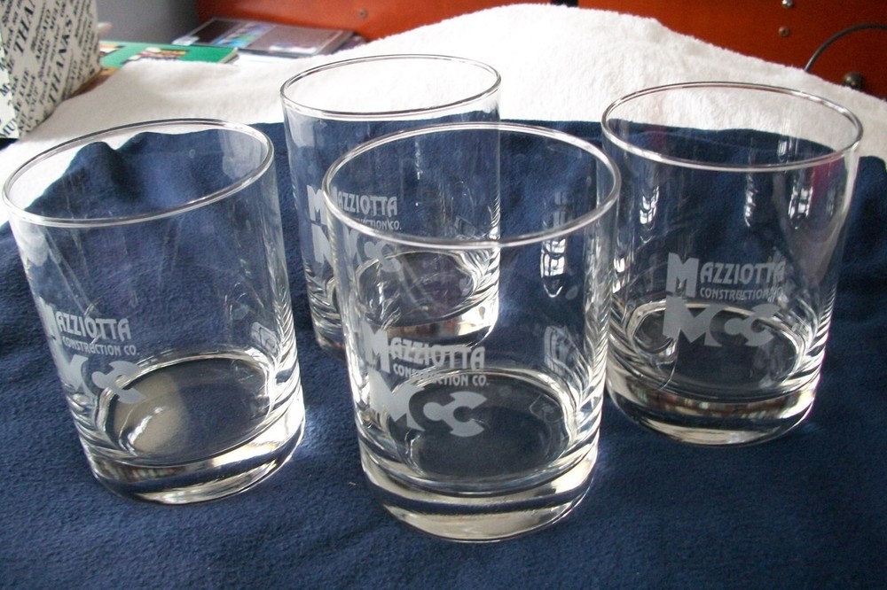 Cocktail Old Fashioned 10 oz. Glasses Set Of 4 with logo
