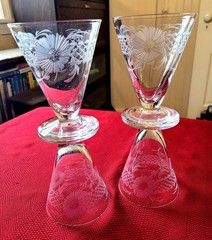 Set of 4 Elegant + Ornate *UNKNOWN* FANCY LATTICE Wheel-Cut 4.75″ FOOTED GLASSES