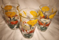 LOT OF 3 VINTAGE MORNING GLORY GLASS TUMBLERS MID CENTURY KITCHEN FLOWERS
