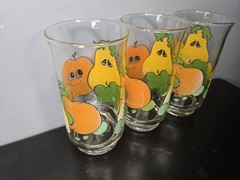 RARE Vintage Set of 3 Nancy Lynn Anthropomorphic»Smiling Fruit» juice glasses
