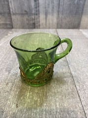 Colorado LACY MEDALLION Small Shot Glass Emerald Green Glass Gold EAPG 2.5”