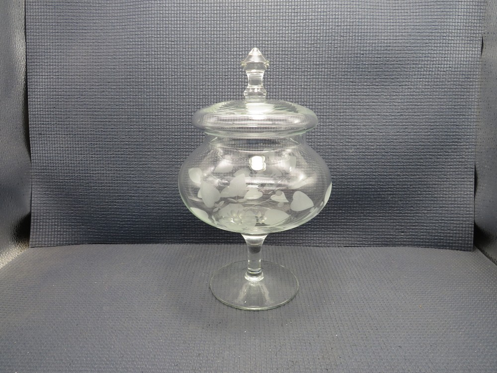 Very Nice Crystal Footed Etched Flowers & Vine Compote/Candy Dish 10 1/8″ (TOL)