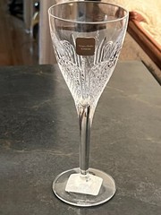 Waterford Monique Lhuillier Fleur Crystal Wine Glass New