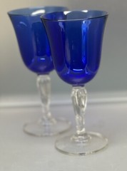 Set of 2 CRISTAL D’ARQUES-DURAND Casual Setting Sapphire 7.5″ Tall