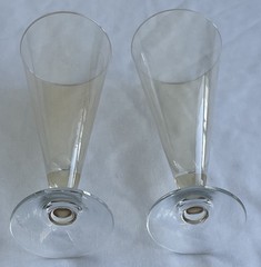Set Of 2 Vintage Light Amber Footed Pilsner Glasses – 8″ Tall – MCM – Stunning