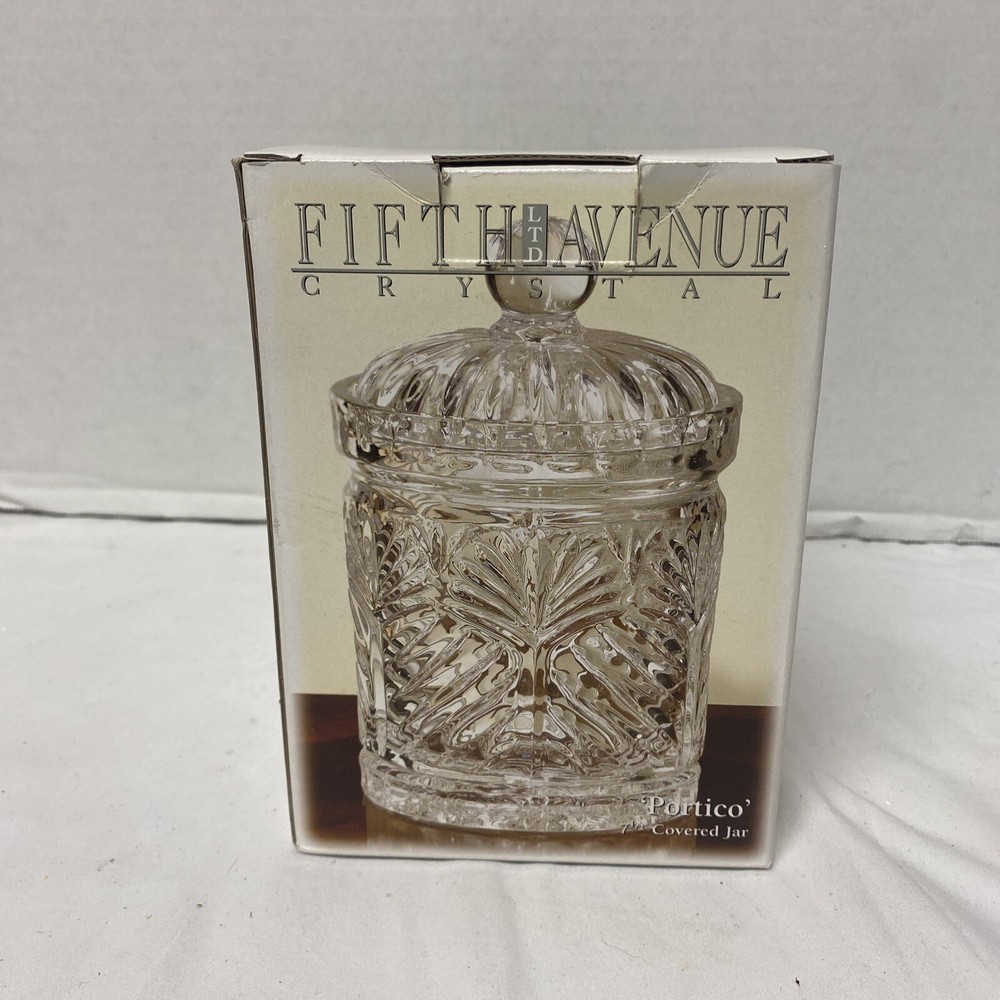 Fifth 5th Avenue PORTICO Pattern 7 1/2″ Tall Crystal Lidded Biscuit Candy Jar