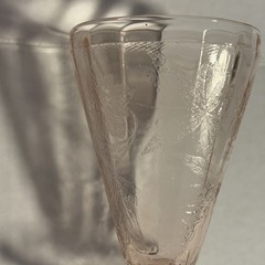 Jeannette Floral Poinsettia Pink 4″ Footed Juice Tumbler-1930’s