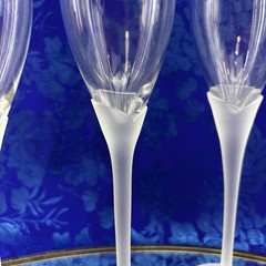 Colony Crystal White Frosted Stem Amaryllis Set/4 Liquor Glasses Flutes Wine Ice