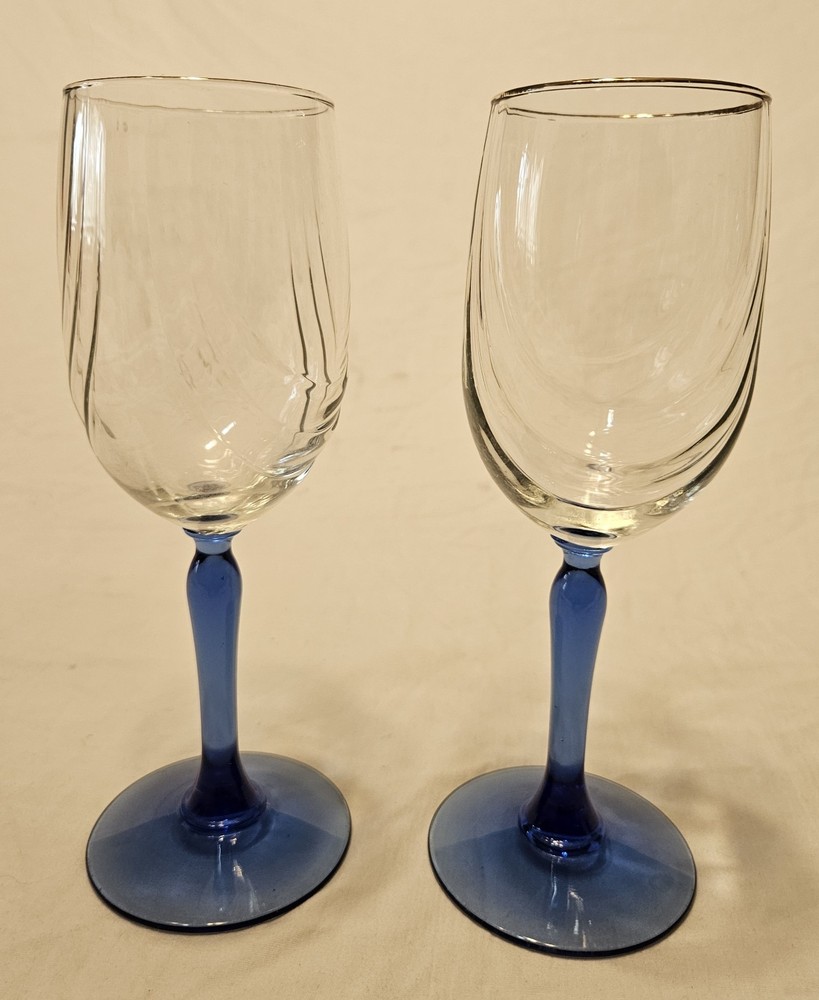 Cobalt Blue Stem Wine Glasses Goblets 8” Swag Drape Gold Rim 8 oz set of 2 EUC
