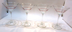 Set Four Vintage 1980’s Clear w Red Ring Martini Glasses 4.5″ x 6.75″ Tall