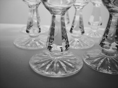 SET OF 12 WATERFORD CRYSTAL KENMARE CORDIAL / VODKA / SHOT GLASSES 3 7/8 INCH
