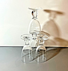 4 SCHOTT ZWIESEL Conte Clear 5.25″ Wine Glasses Faceted Stem Blown Glass GERMANY