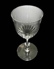 Set Of 2 Vintage Seneca Crystal First Lady Wine Glasses 5-7/8” Tall Excellent