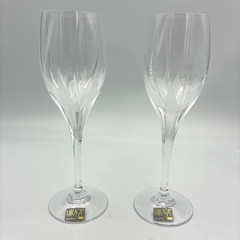 NEW Mikasa Flame D’Amore Crystal Wine Glasses Pair NOS Labels Slovenia 8.25″