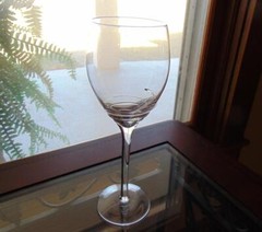 Pier 1 Applied Swirl Crystal Wine Glass 9 7/8 Inch 16 Oz