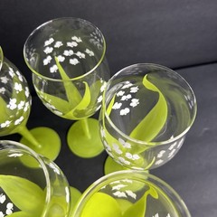 5 SIGNED Gloria Vanderbilt LILY OF THE VALLEY Painted WINE STEMS Goblet #R11