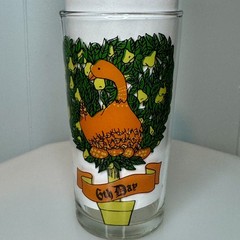 12 DAYS OF CHRISTMAS, 6th Day Glass, Indiana Glass, REPLACEMENT