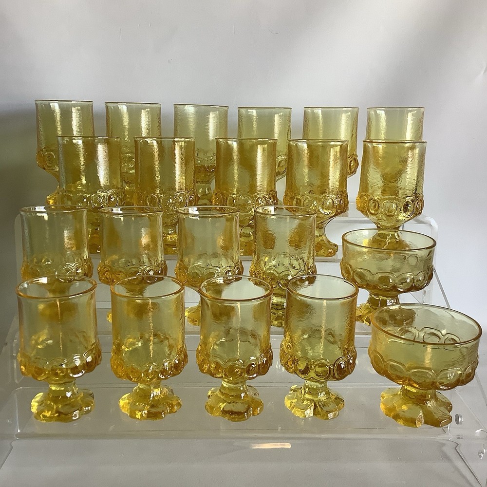 Lot of 21 VTG Tiffin Franciscan Madeira Cornsilk Yellow Glass Tumblers + 2 Bowls