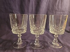 Cristal D’Arques DIAMOND Footed 6.25″ Wine Glasses Clear Set of 3