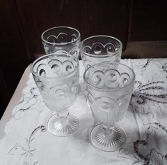 Vintage «St Genevieve» Pressed Glass Goblet 4pc Set Made in the USA