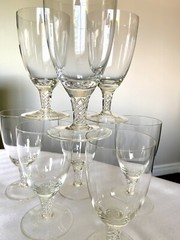 Stuart Ariel Wine Goblet Glasses Vintage Controlled Bubble Twist Stem 5 1/4” 8x