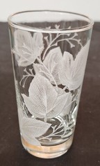 Libbey Partytime Glassware 8 PC Patio Set NEW in Original Box White Leaves