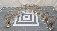 12 Days of Christmas Glasses Set Vintage Anchor Hocking Holiday Granny Nostalgic