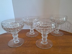 Hersey Victorian Clear Champagne/Sherbet Glasses Set Of 4. 1933-52. 4″H. 4fl oz
