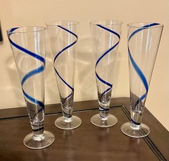 (4-pc) Pier 1 Imports Pilsner Beer Glasses Cobalt Blue Swirline 10” EXCELLENT